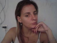 I am a very beautiful and responsive girl with a secret inside... Slim and thin, I think there are men who like that...