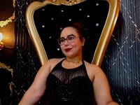 Hello Everyone, Im Victoria a naughty beautifull girl new into BDSM world, curious and anxious for learn a lot of kinky things, Im here willing to be your good girl or be in control because I considere myself a switch girl