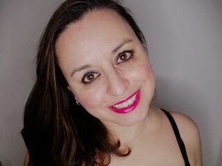 hot live girl AdelaAlbaNatural