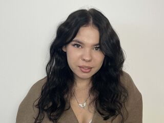 webcamgirl chatroom EmaRushlow