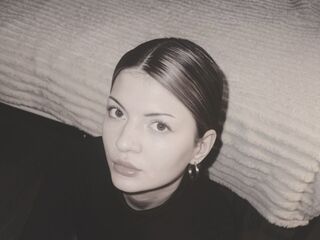 girl cam free GenaBaillargeon