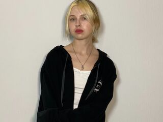 cam slut photo HildDryer