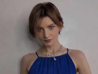 naked camgirl picture KarinaBiz