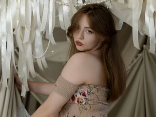 naked cam live MoonBrittany