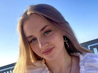 hot chat room SonyMiller