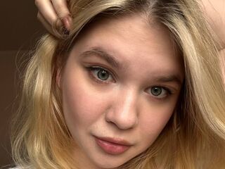 nude gamgirl DebrahPloeger