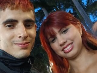sexchat couple JulianAndNicoll