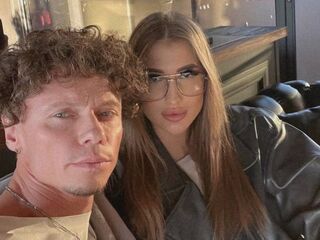 hot cam couple sex show LeoAndAlice