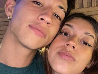 cam couple sex photo MikeAndEva