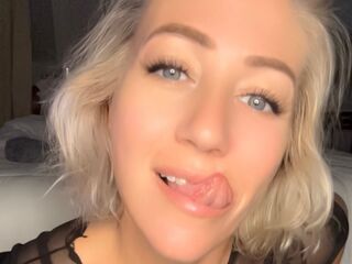 camgirl fetish live AlessaBee