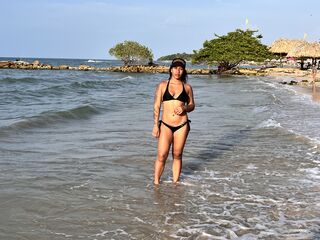 ass spanking cam SashaRuyz