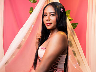 cam girl chatroom AliceBrunett