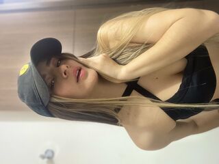 girl webcam AliceChanell