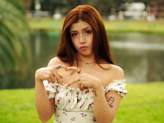 campic AlyBelle
