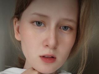 naked webcam girl masturbating AmyCollege