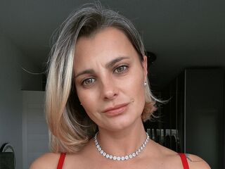 cam girl masturbating with sextoy AnishaBee