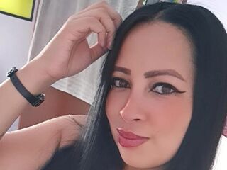 nude webcamgirl AshleyMontenegro