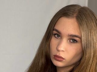 webcam strip tease show BaileyGagnon