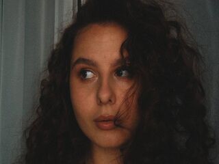 shaved pussy web cam BertieSiegers