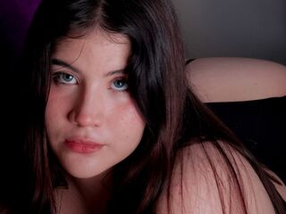 shower live cam BiancaField