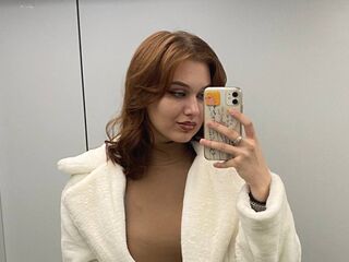 hot cam girl BrynnMeury