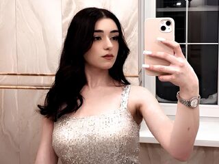 camgirl playing with sextoy CarriMaclachlan