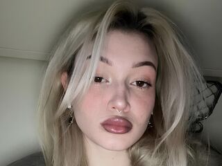 webcam babe chat room CaseyHemmerling