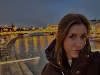 chatslut CaylinGarczynski