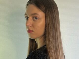 chat room free ChanellGawrys