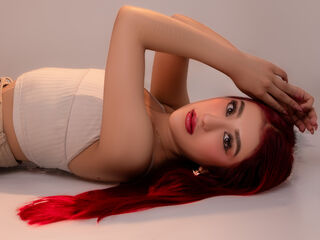cam girl masturbating with sextoy CherryBuchel
