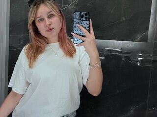 cam girl fingering pussy ChuFlorendo
