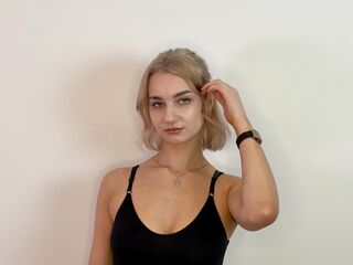 teaser webcam CleoHarringtons