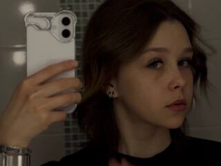 free webcam chat room CorieDemagastris