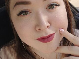 camgirl fingering bald pussy DainaWaga