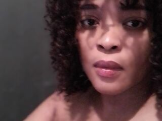 sexy camgirl picture DelicateDiamond