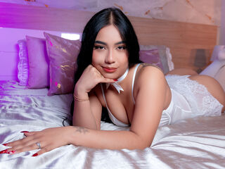 bedroom live cam DianaBardot