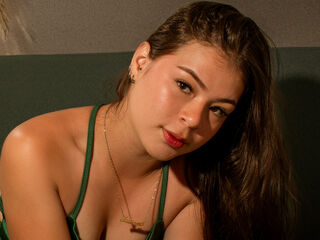 jasmin webcam model ElaraGlow