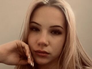 shaved pussy web cam EleonoraTutuska