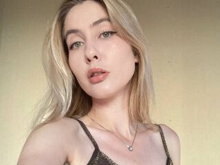 cam girl showing tits ElizaGoth