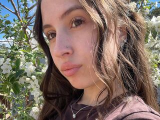 beautiful girlcam ElizabethJager