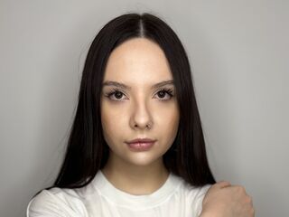 webcamgirl chat room EmikoTriana