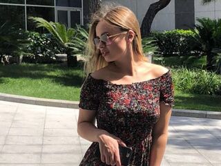 free hardcore sex cam EmileeBeyale