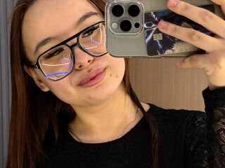 camgirl chat room EvaCutten