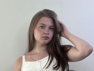 naughty cam girl fingering pussy FredericaGallien