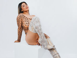 flirt chat room GiaMartineli