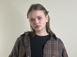 naughty cam girl picture HeikeGraciano