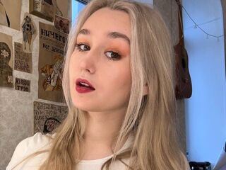 webcam strip tease show IlianaEggenberg