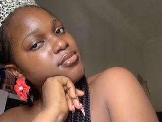 naked camgirl picture IvorySins