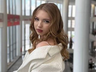 beautiful camgirl JenelleFedalen