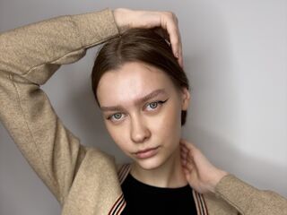 girl topless chat JonnieHillen